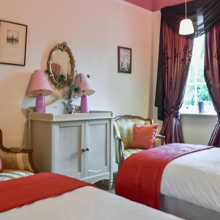 Hall West Wing Casa de Férias *